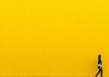 Consejos para vestirse en verano en Asturias: cómo estar adecuadamente fresco y a la moda