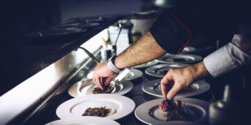 Descubre los precios de la comida en Ámsterdam en 2023