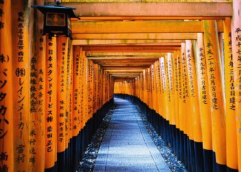 Aprende a saludar en euskera: Guía rápida de saludos básicos