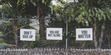 ¿Qué hacer si estoy solo? Guía práctica y consejos imprescindibles