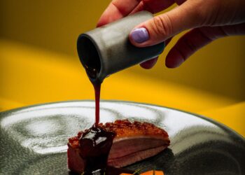 Los mejores sitios para comer cochinillo en Segovia: Descubre el sabor auténtico