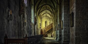 Descubriendo el Templo de Apolo: Investigación Histórica