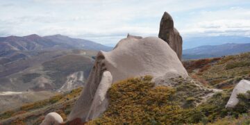 Descubriendo la arena de la playa de Roquetas de Mar: ¡Un paraíso costero!