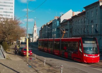 Cómo llegar de la estación de Sants al aeropuerto: Guía práctica