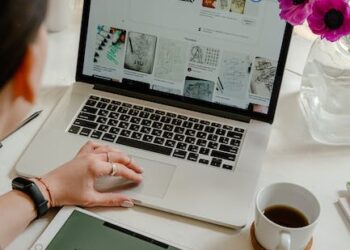 Guía práctica para hacer un sobre de papel bond